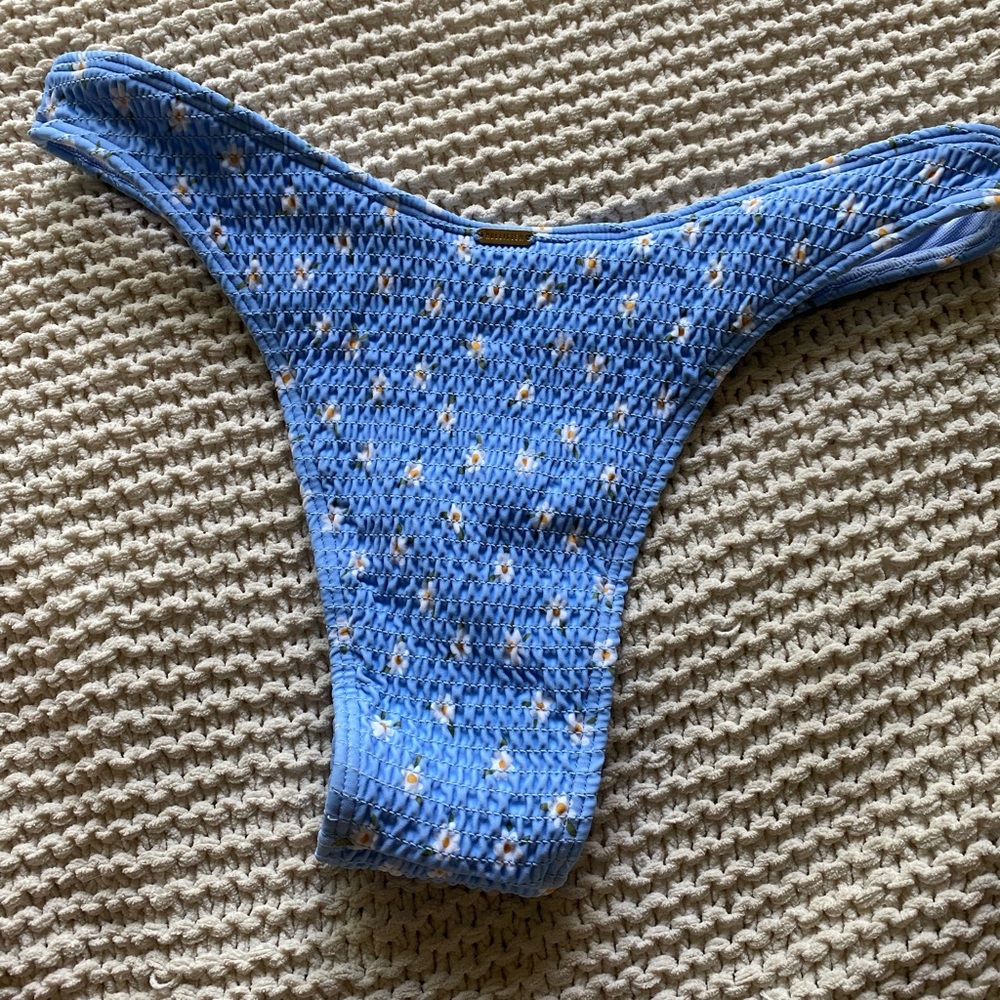 High rise bikini bottom